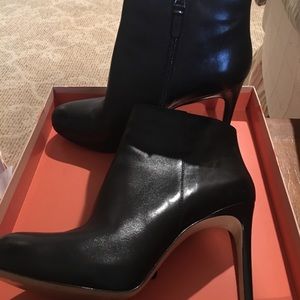 Via Spiga black bootie